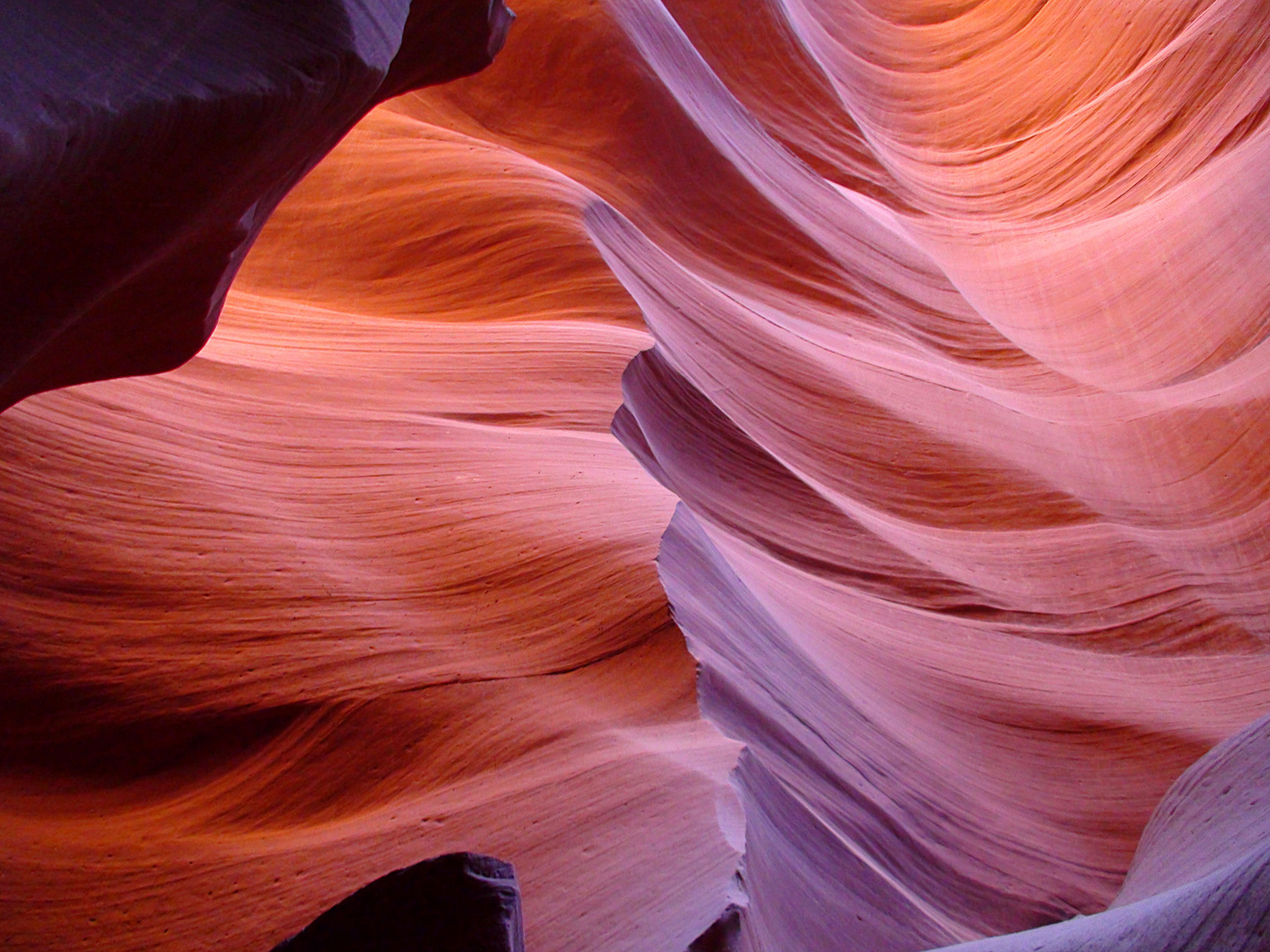 Antelope Canyon Waves