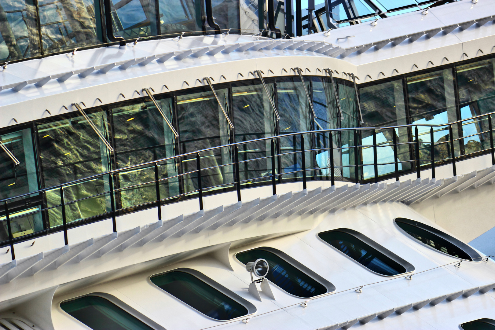 *Anthem of the Seas 02042015* (11)