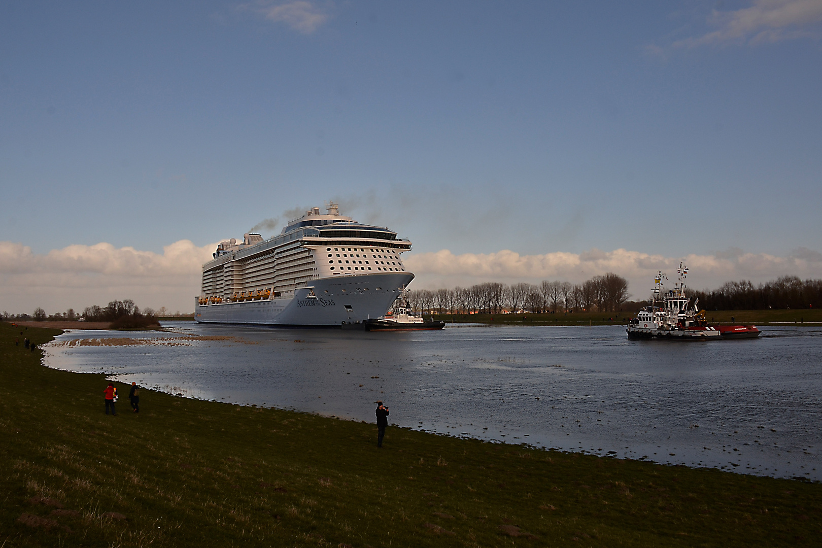 Anthem of the Seas auf der Ems 2