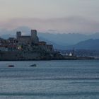 Antibes zur blauen Stunde