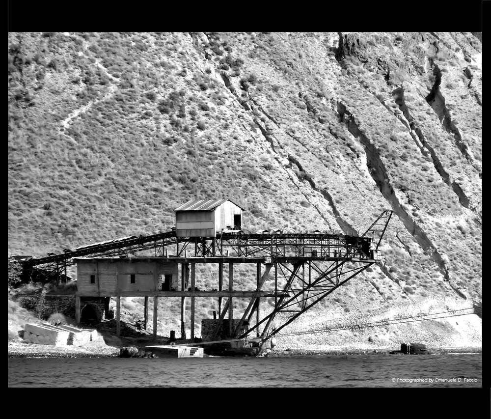 Antica cava di pomice - Thira - Santorini