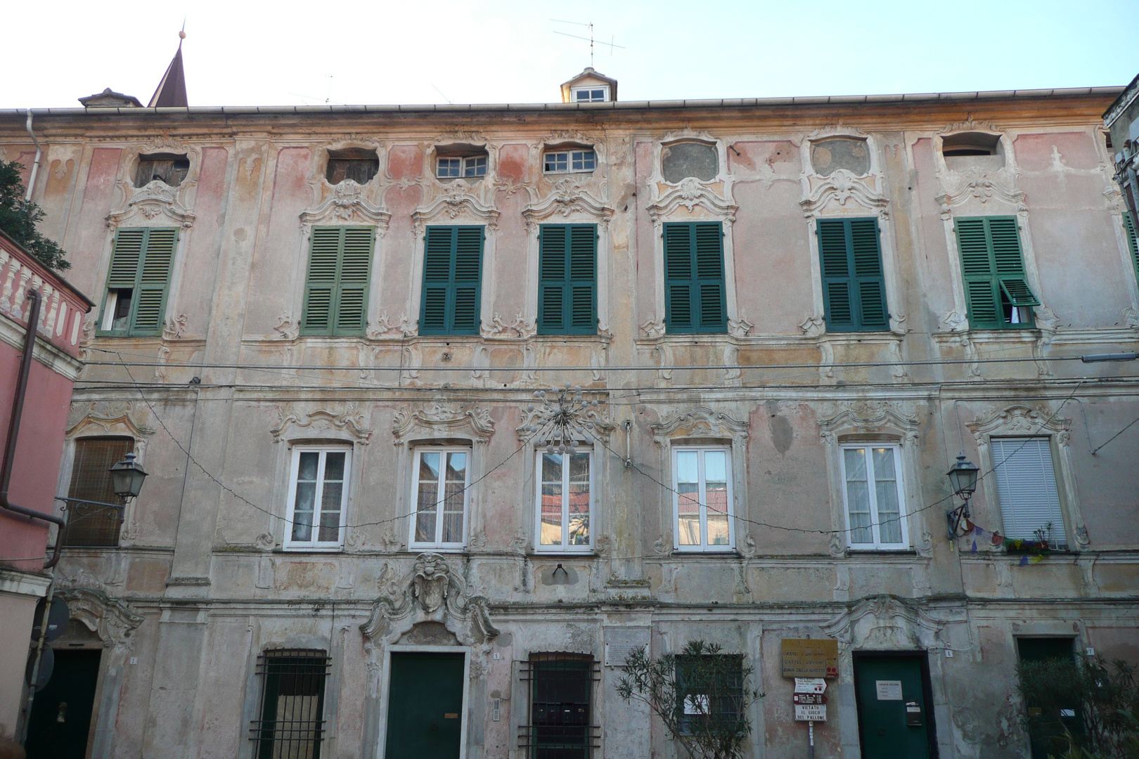 Antico palazzo a Finalborgo