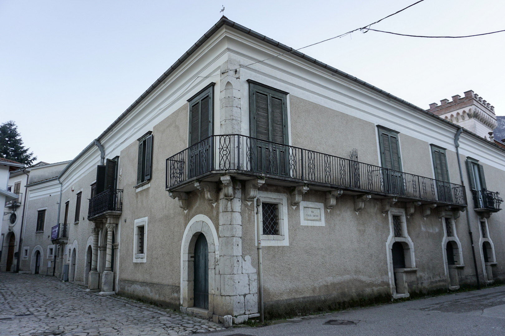 Antico palazzo signorile del mio paese 