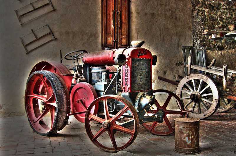 Antico trattore