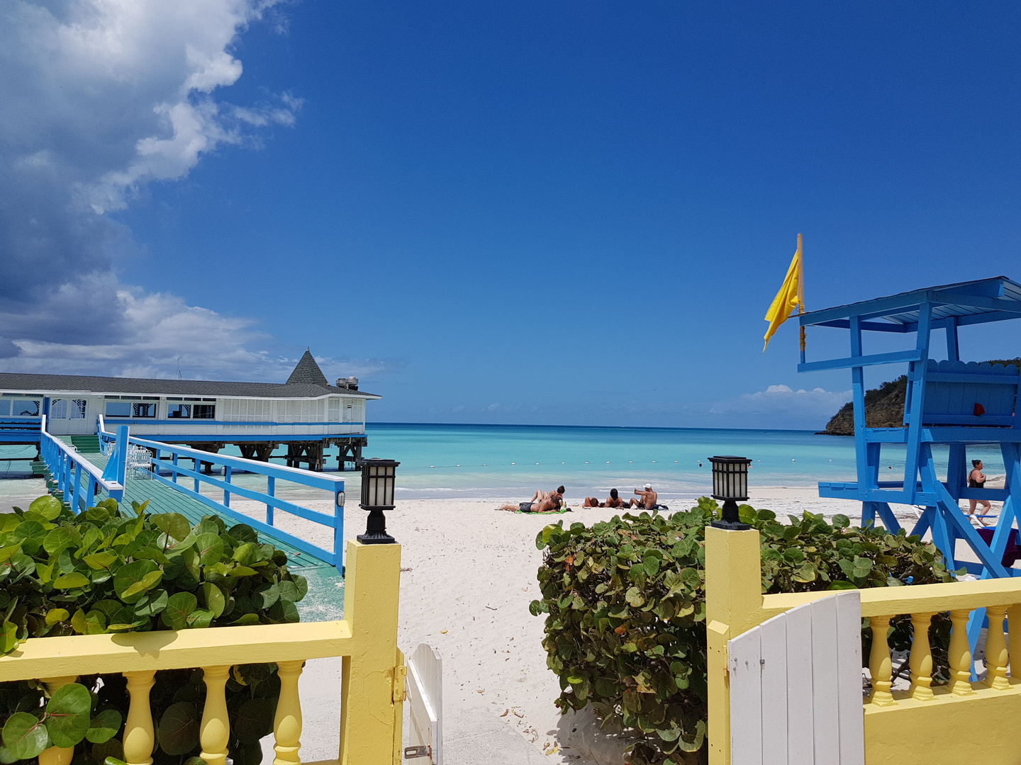 Antigua Dickenson Beach