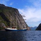 ANTIGUA - Einfahrt in den Trollfjord