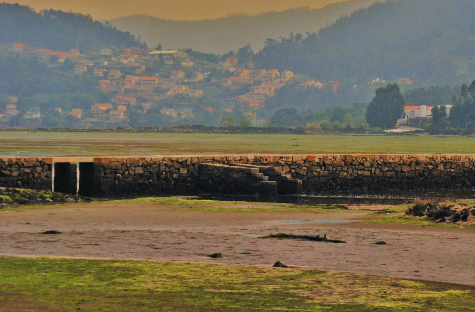 antiguas salinas ( ria de vigo ) ll