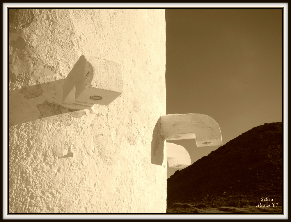 ANTIGUO POZO DE AGUA ABANDONADO