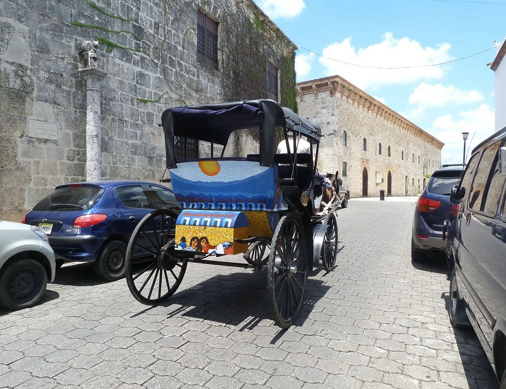 Antiguo y moderno. Santo Domingo. República Dominicana.