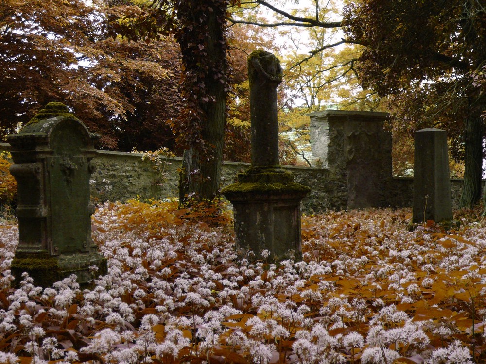 Antik-Friedhof