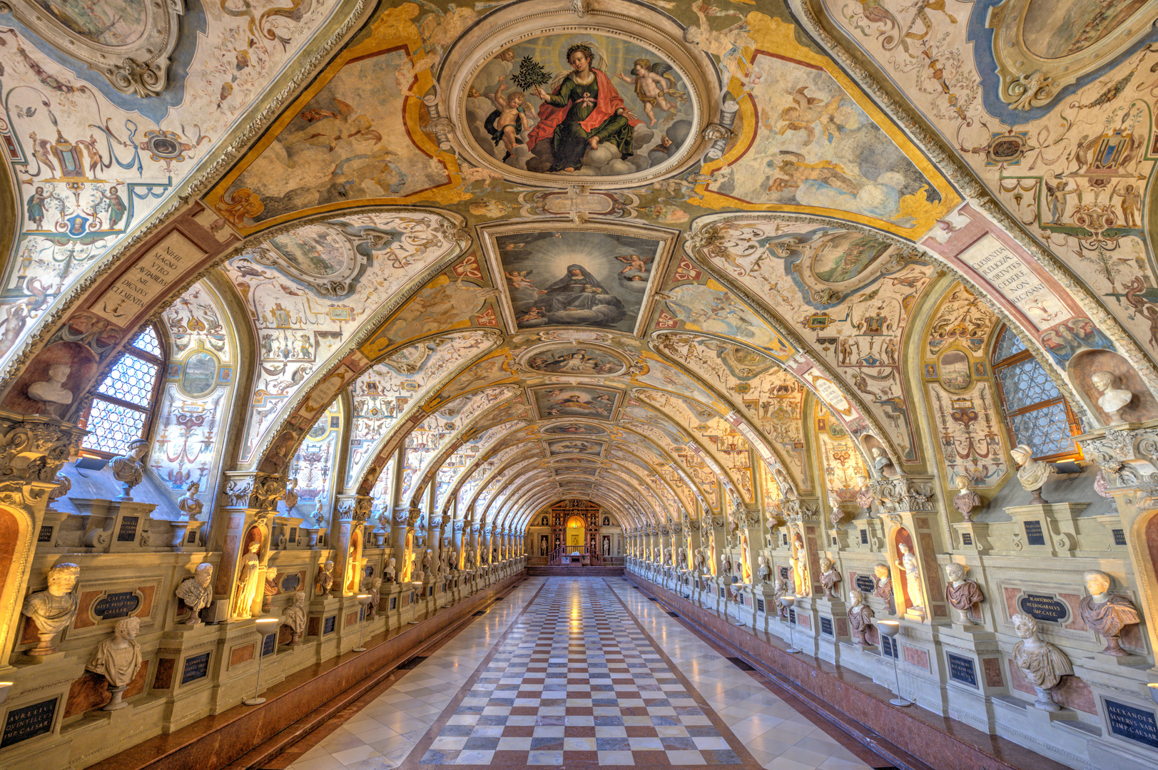 Antiquarium der Münchner Residenz