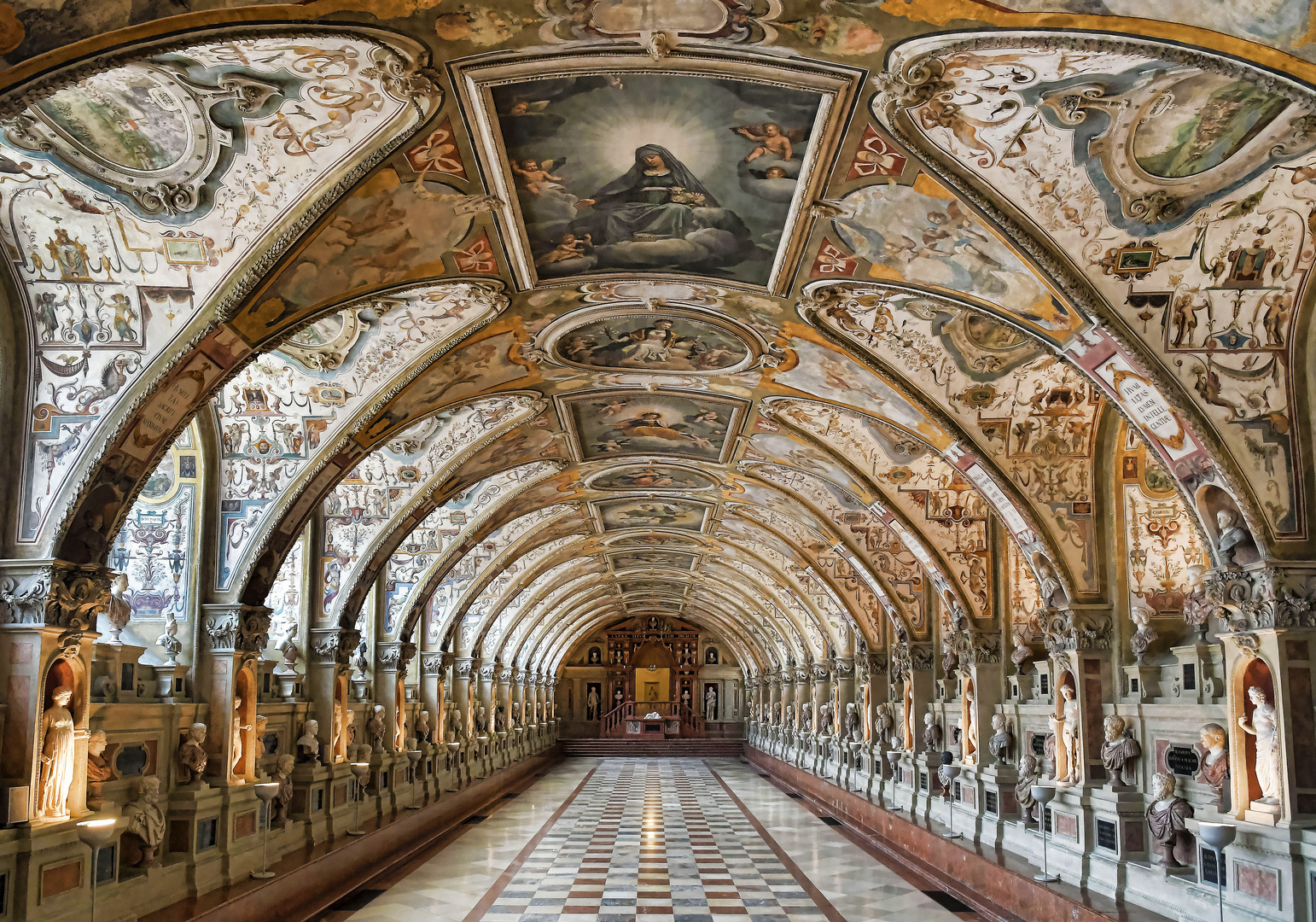 Antiquarium in der Residenz München