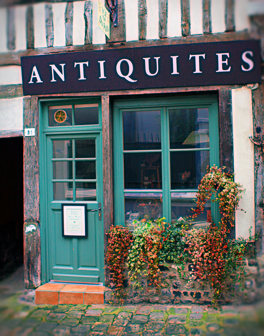 Antiquités