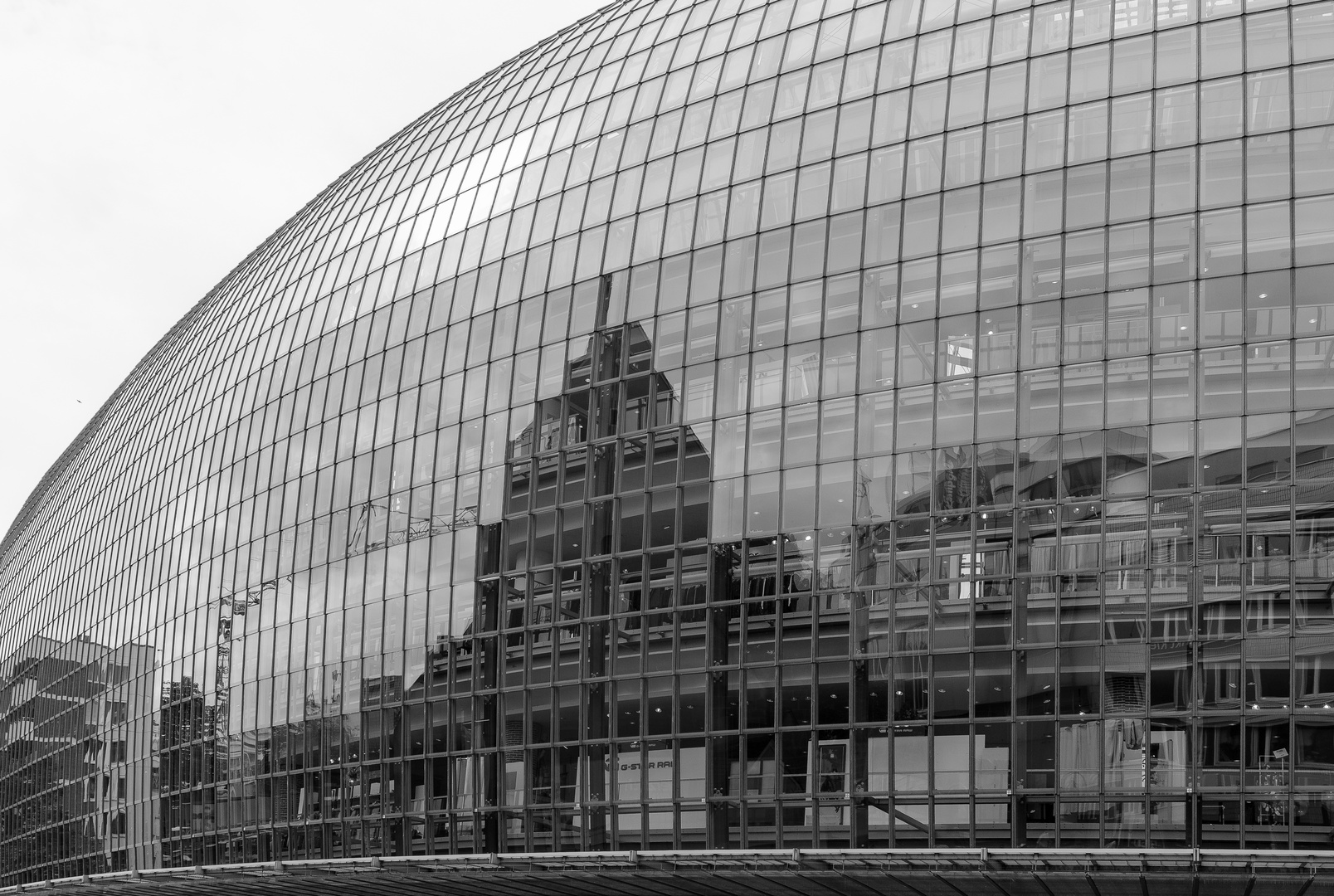 Antoniter Kirche in Köln(gespiegelt)