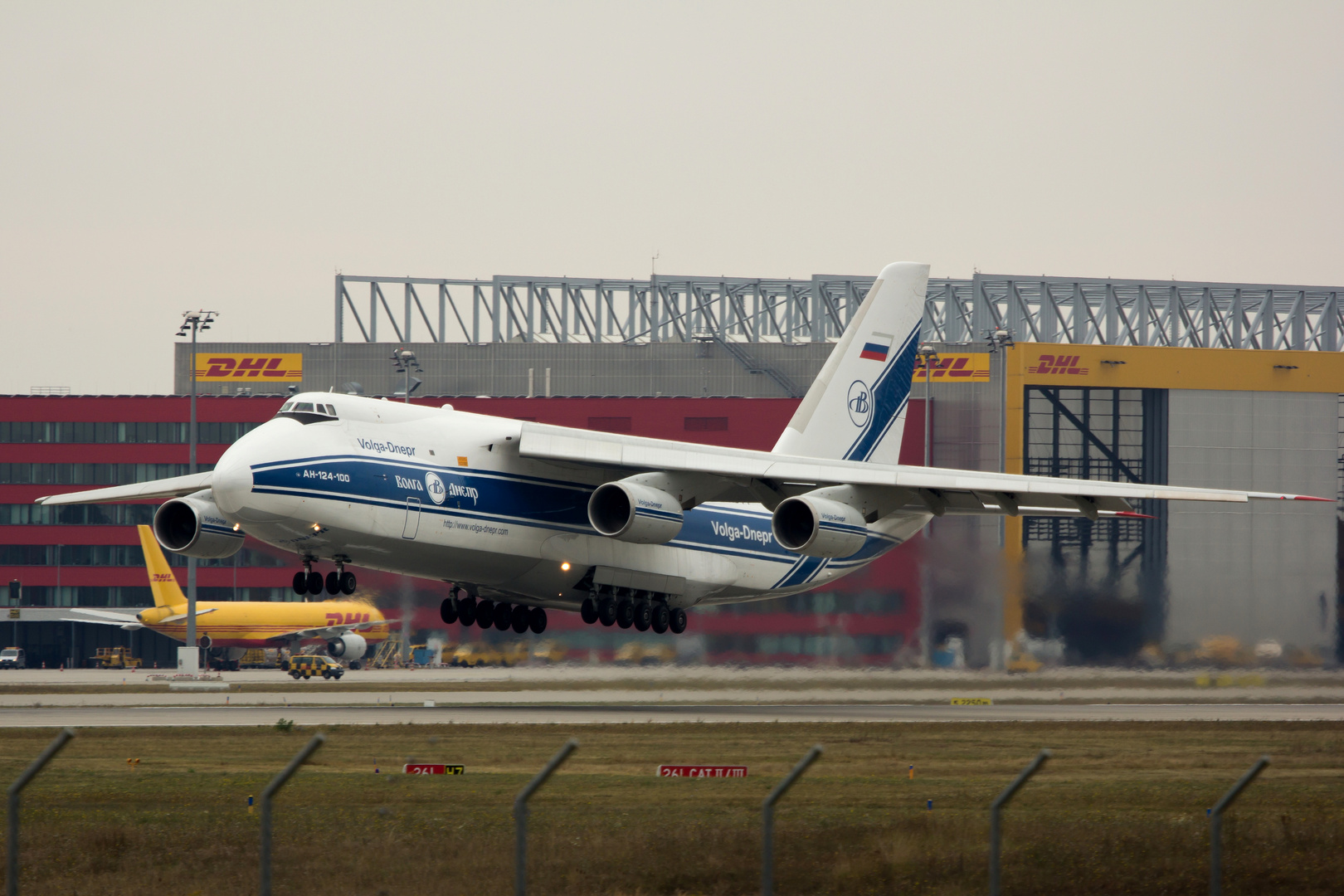 Antonov 124