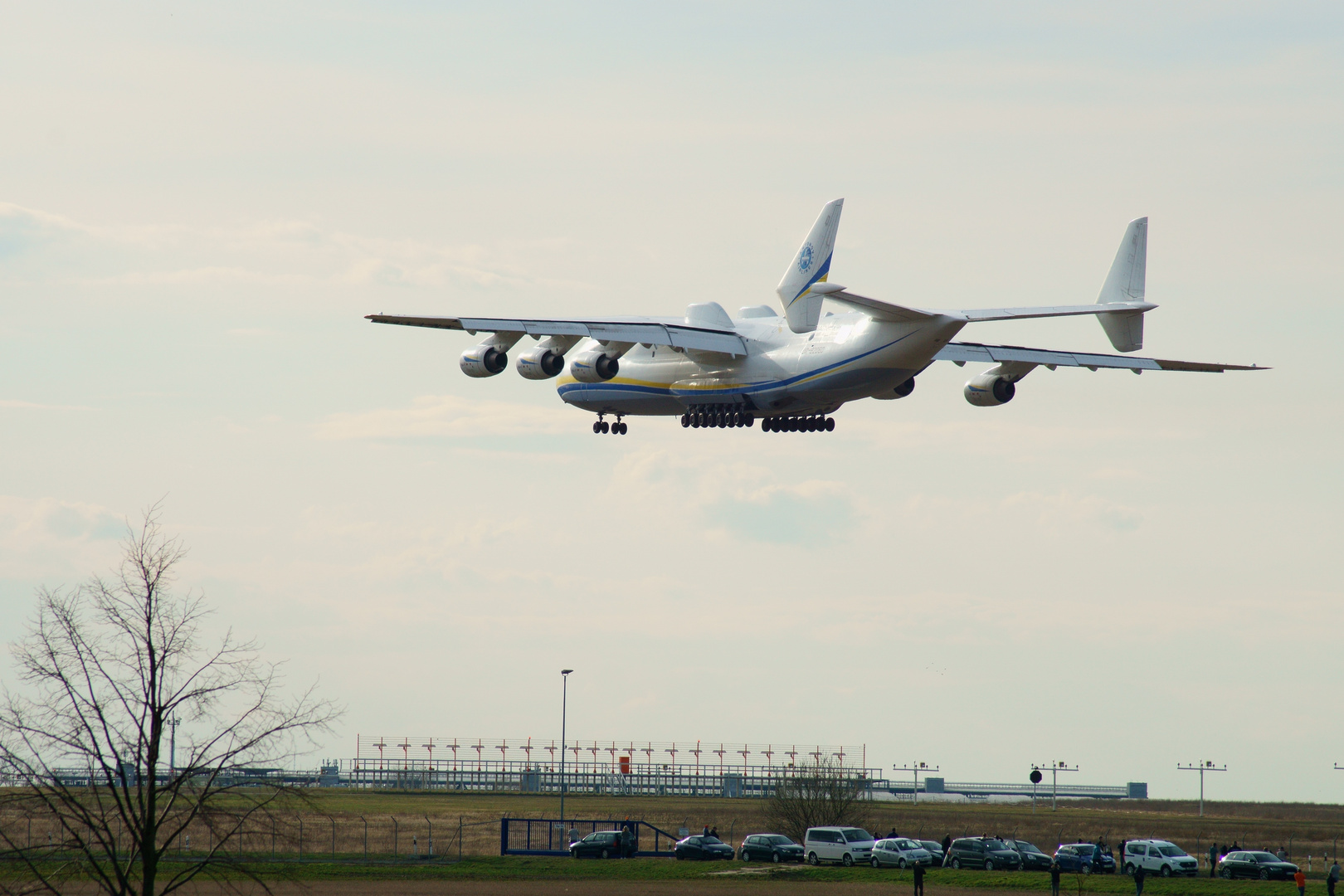 Antonov 225   2-2