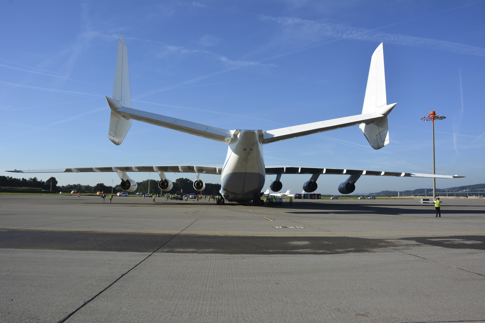 Antonov 225 in Zürich