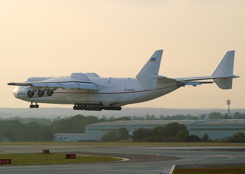 Antonov 225 Mrija - Prag (PRG)