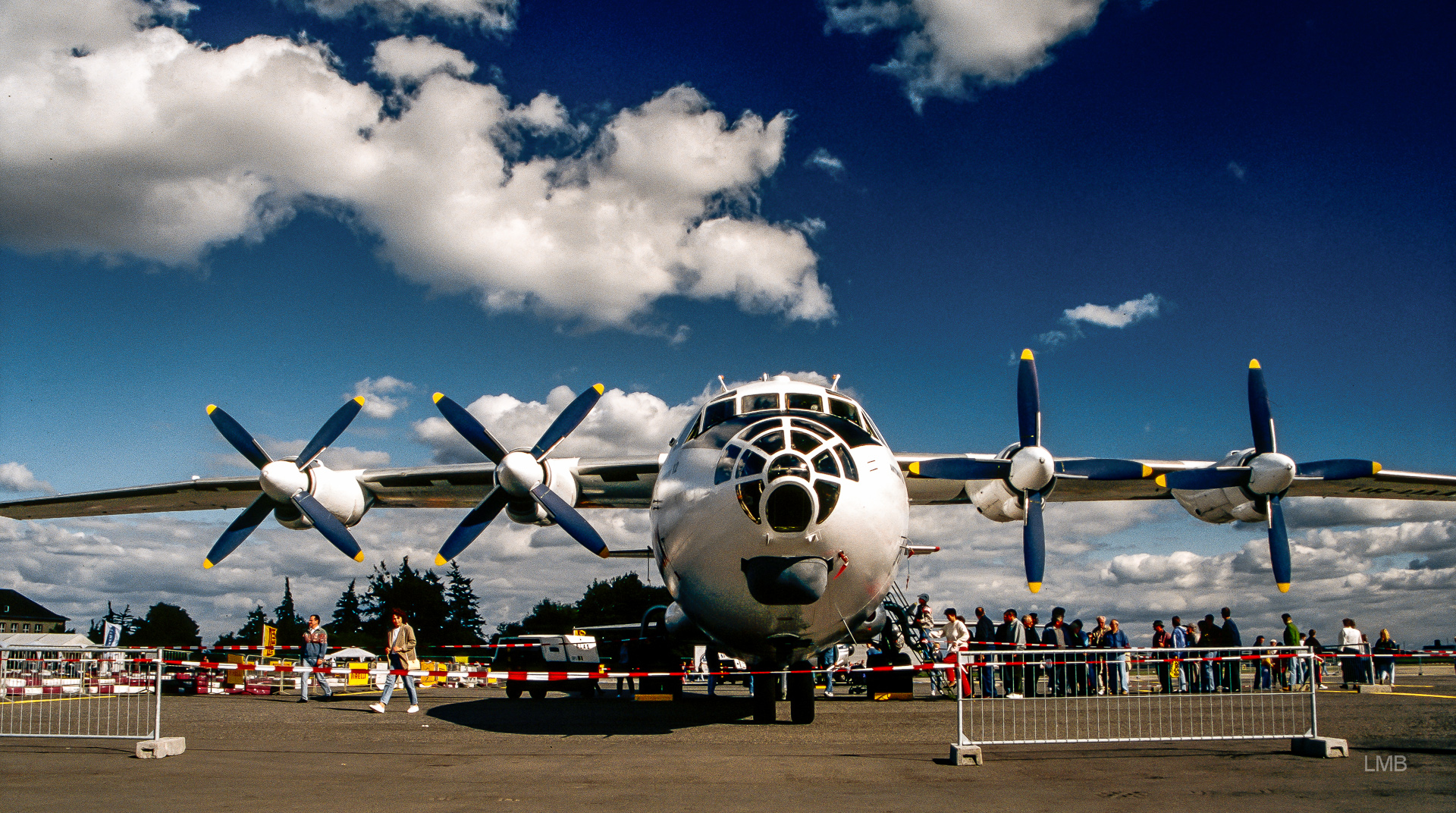 Antonov Airtrak