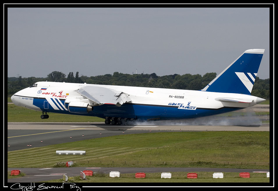 Antonov AN-124 in Düsseldorf DUS/EDDL