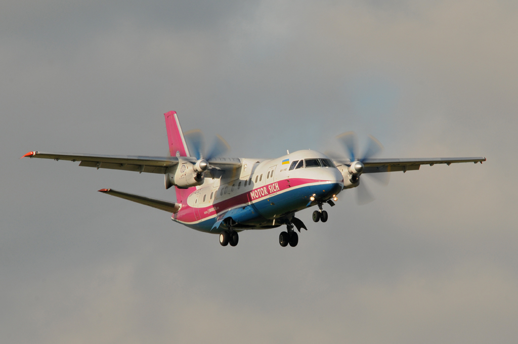 Antonov AN 140