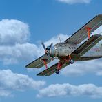 Antonov AN-2 im Landeanflug