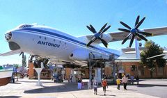 Antonov An 22