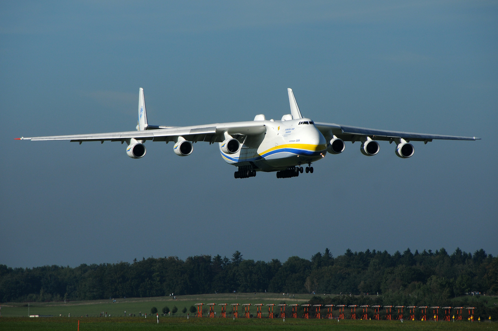 Antonov AN 225 1