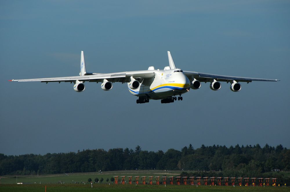 Antonov AN 225 1