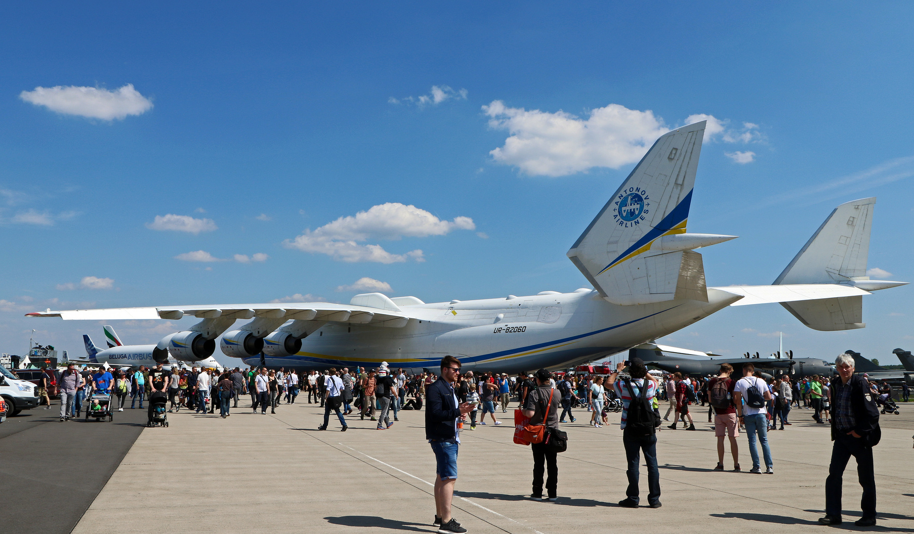 ANTONOV AN-225