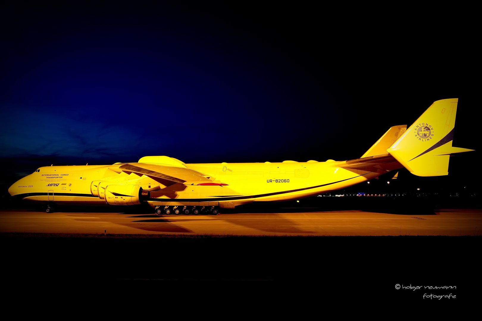 Antonov AN-225