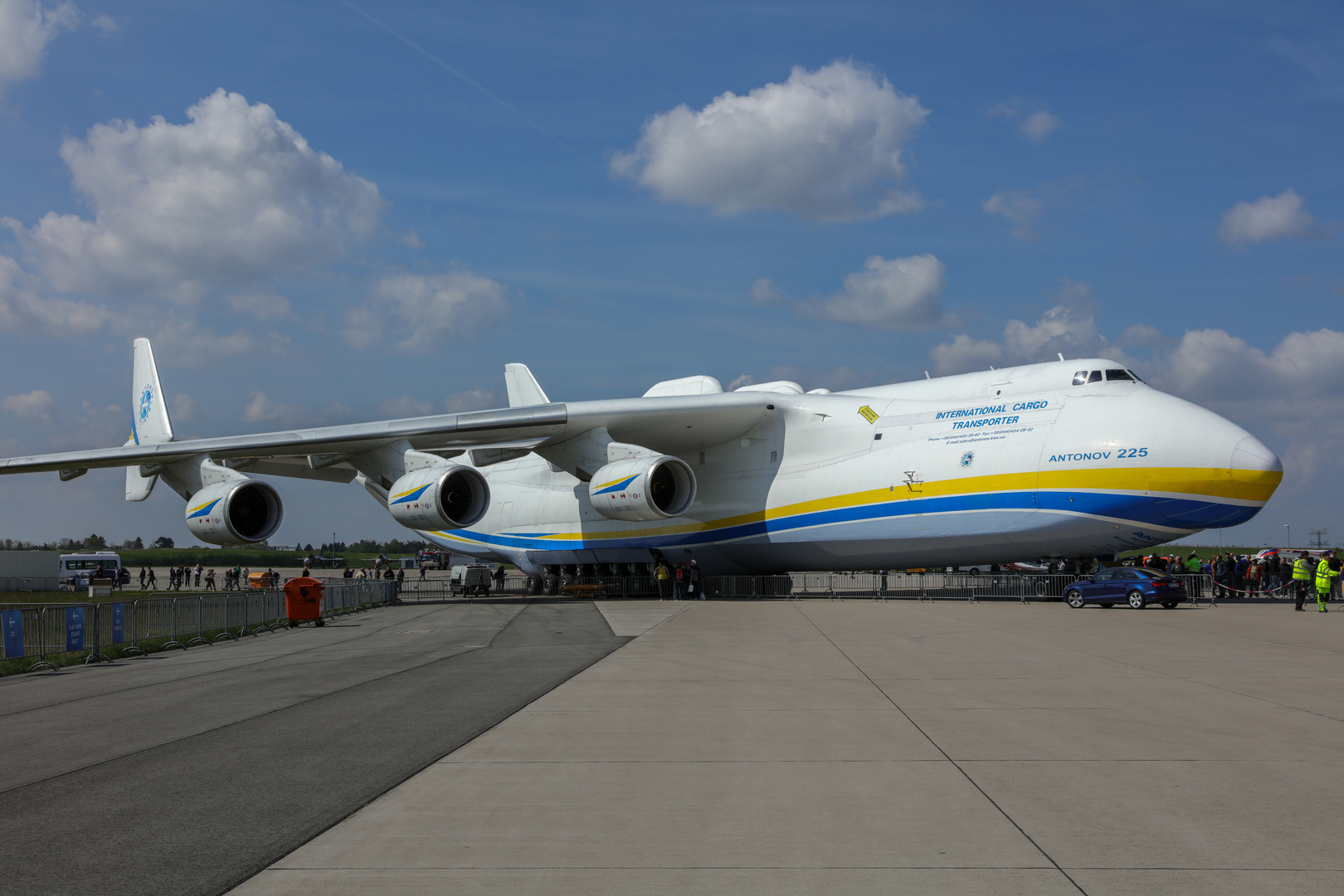 Antonov AN 225