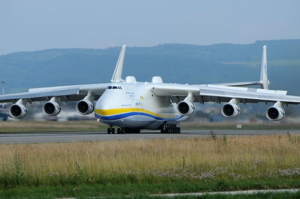 Antonov An 225