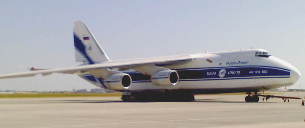 Antonow 124 - 100