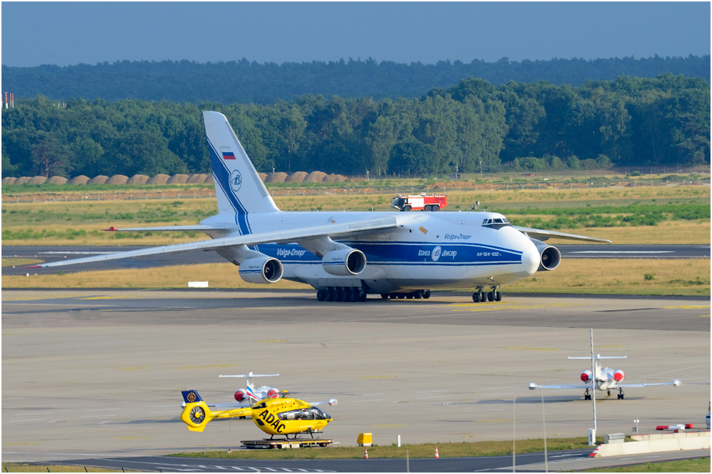 Antonow AN-124-100