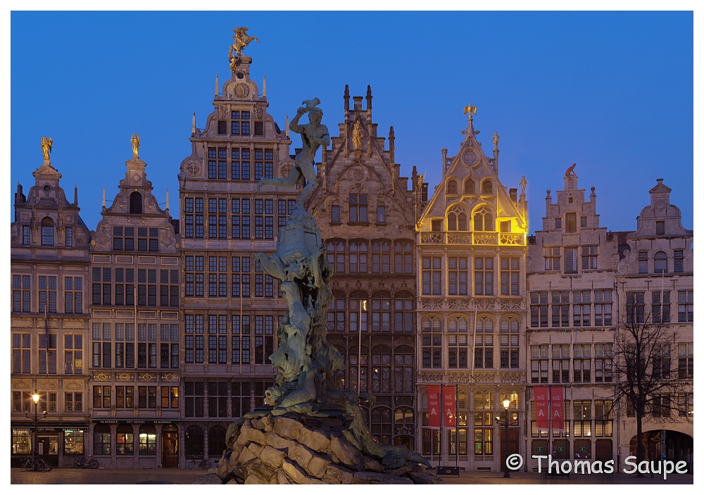 Antwerpen bei Nacht