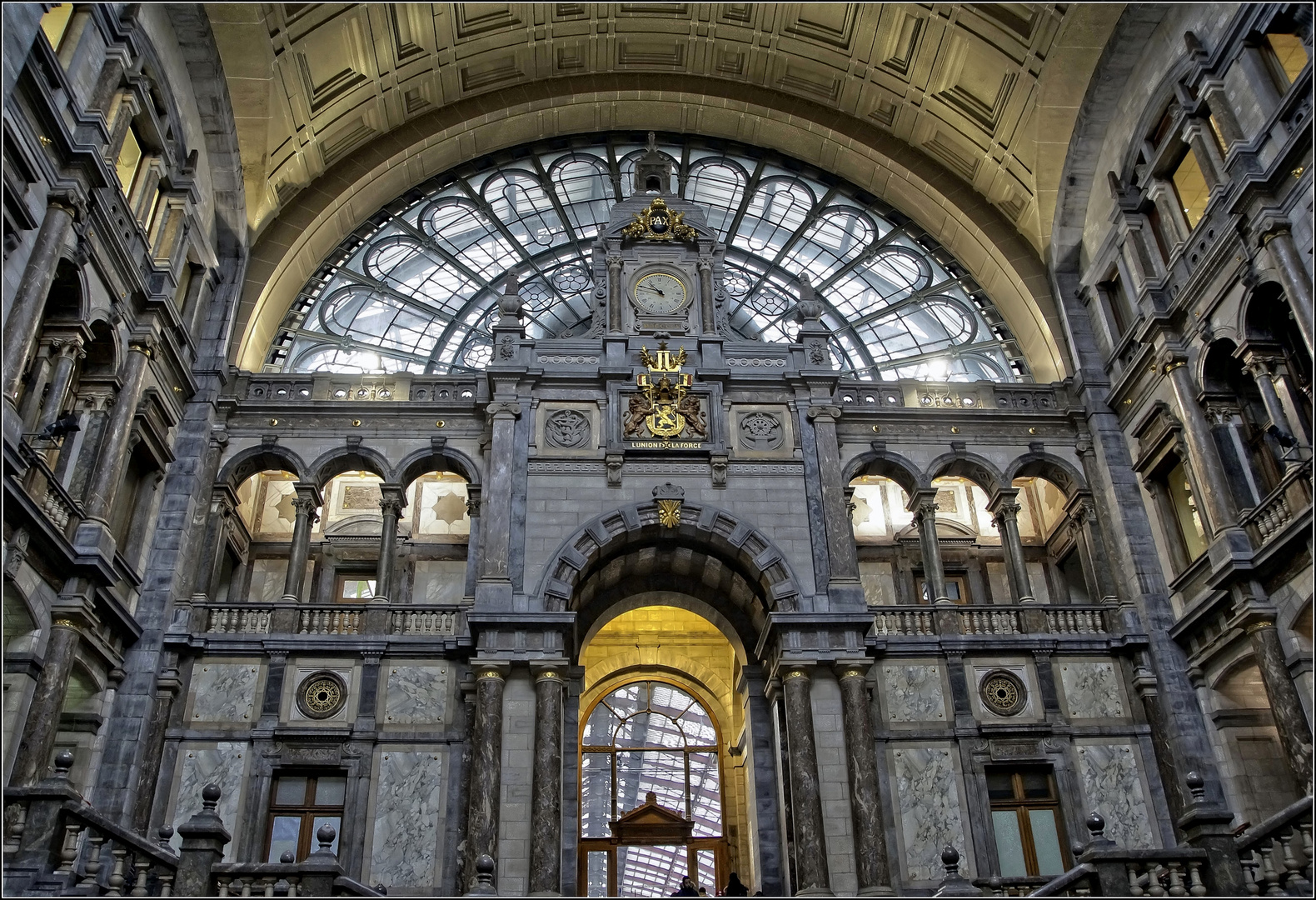 Antwerpen-Centraal Station