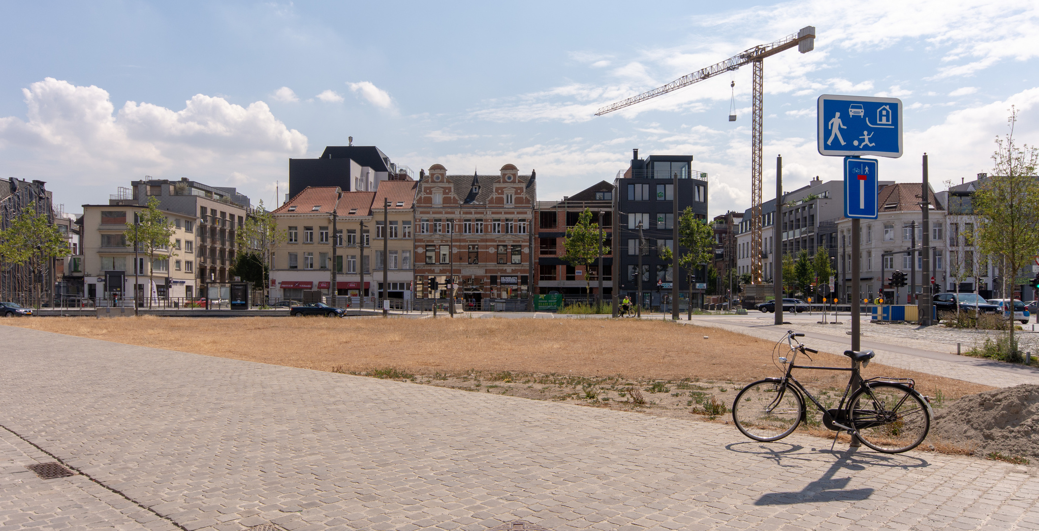 Antwerpen - Eilandje - Londenstraat - 02