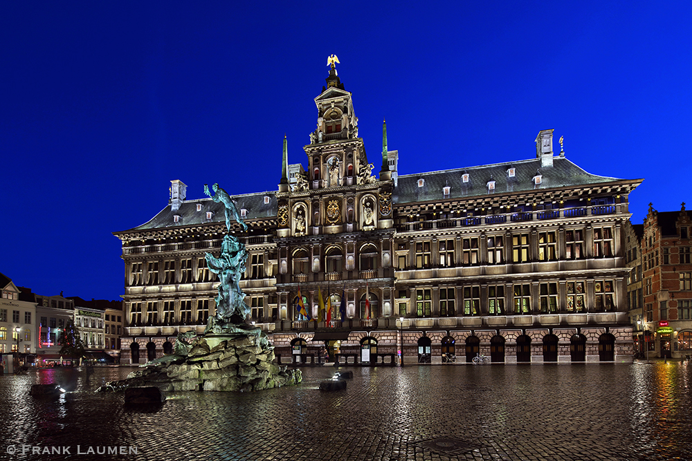 Antwerpen - Grote Markt mit Stadhuis