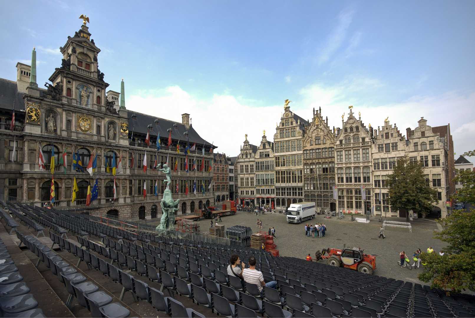 Antwerpen - Grote Markt with Town Hall - 12