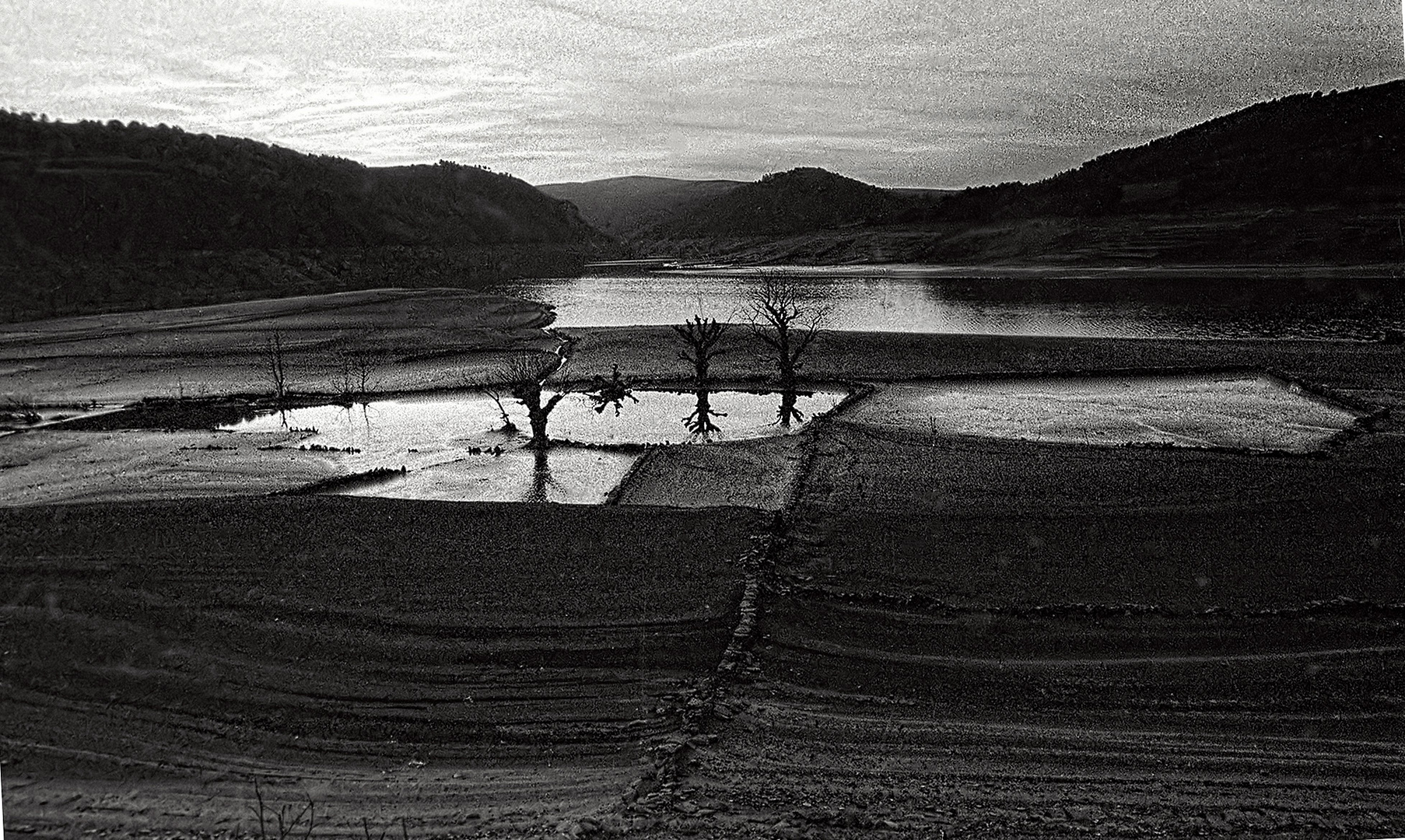 Año 1.975 - PANTANO DE PORTOMARÍN