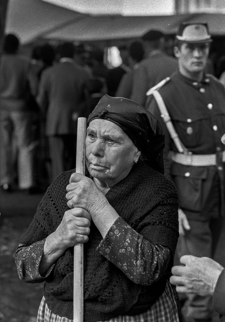 Año 1.981 - PAISANA GALLEGA