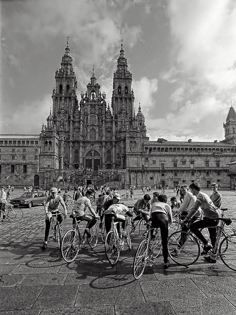 Año 2.001 . LA CATEDRAL DE SANTIAGO