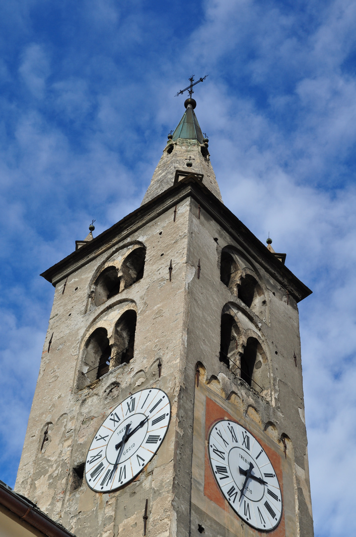Aosta campanile Duomo
