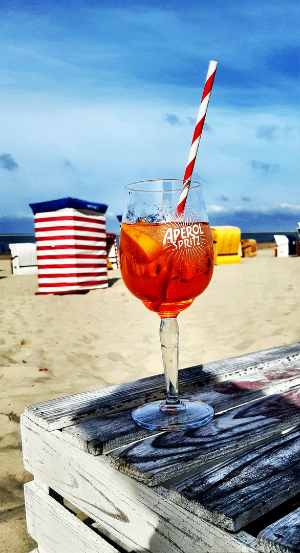 Aperol am Borkumer Strand 