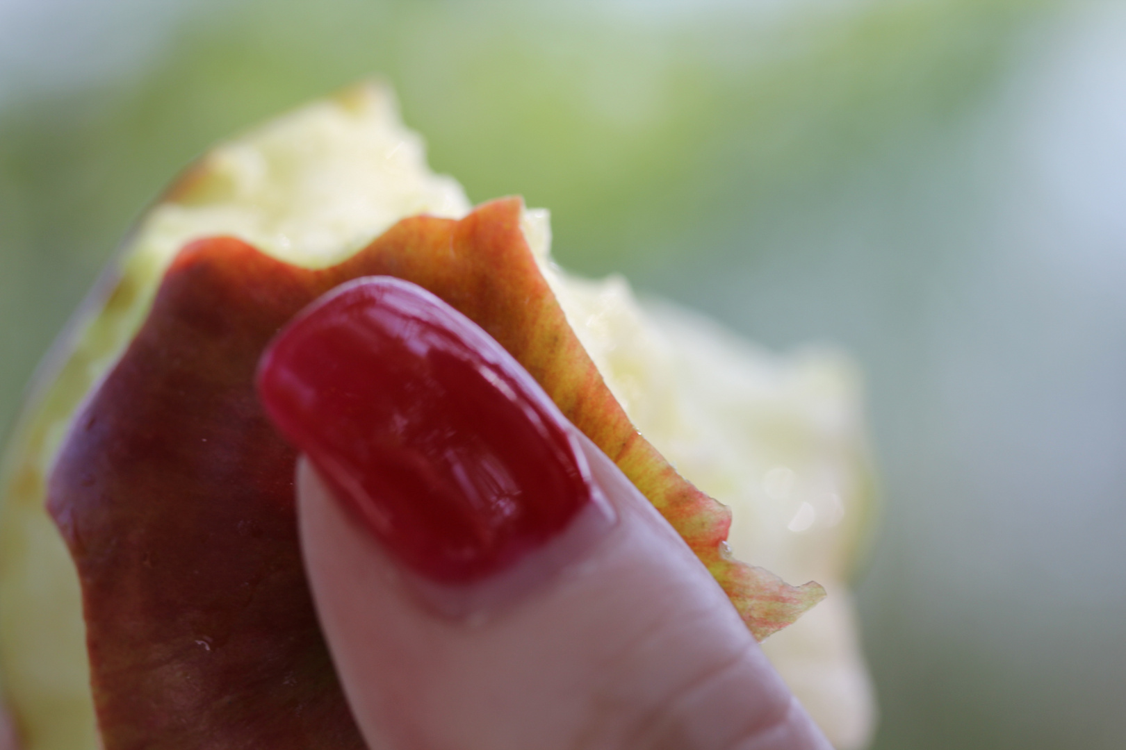 Apfel in der Hand