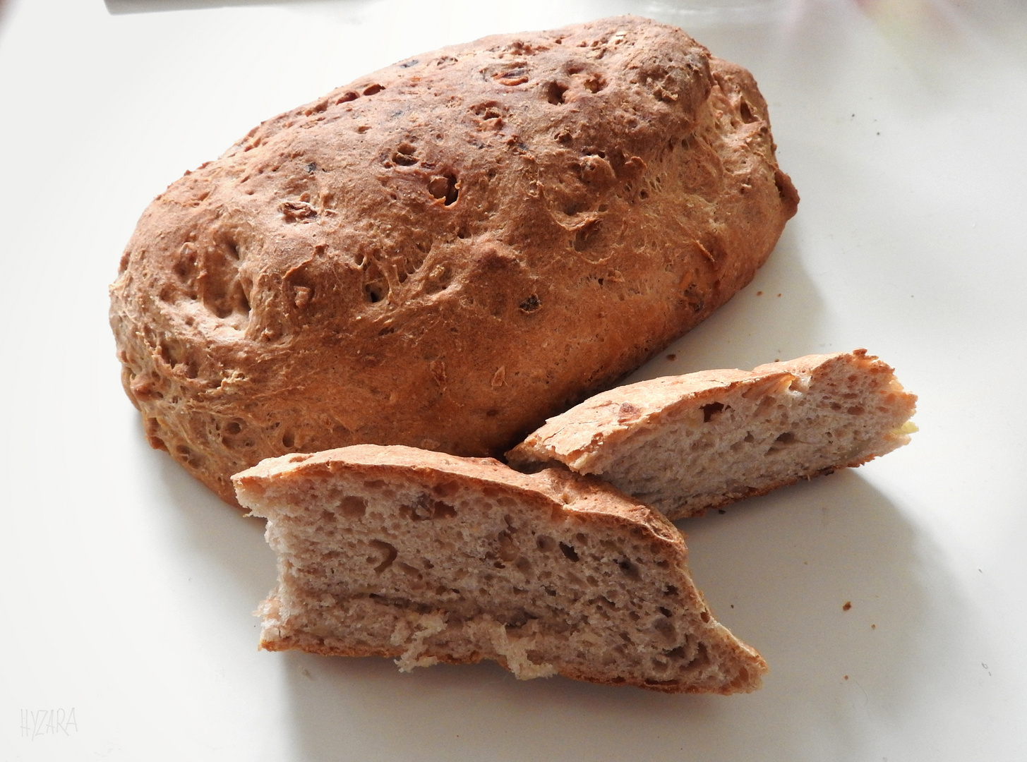 Apfel-Nuss-Bananen-Griesbrot