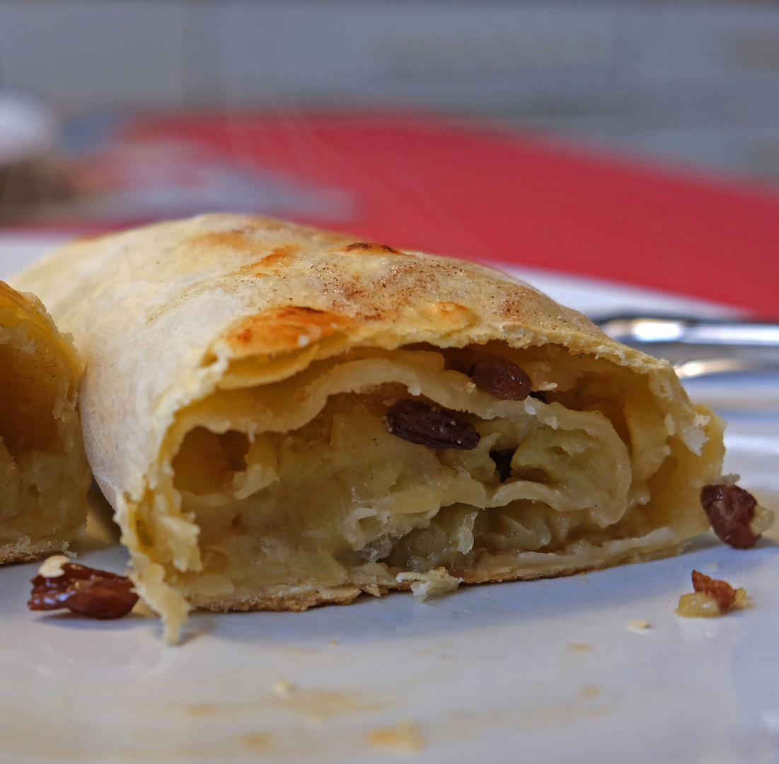 Apfelstrudel ...