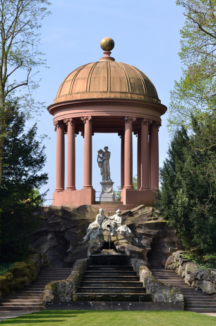 Apollo-Tempel im Schlossgarten Schwetzingen