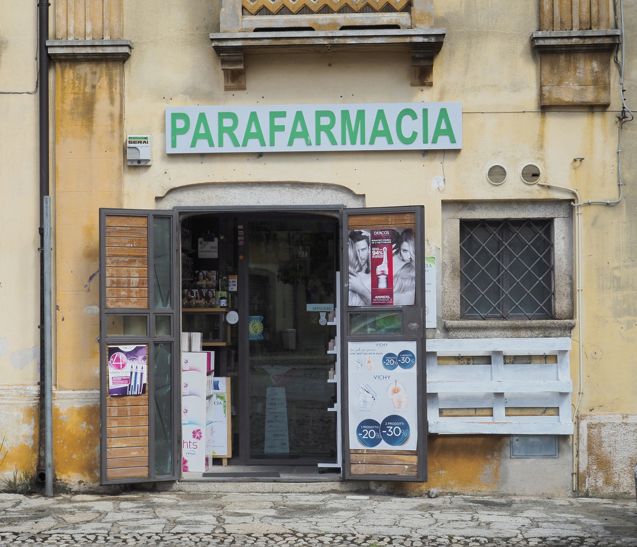 Apotheke in Calabrien